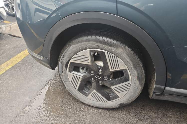 Used Bestune Yueyi 03 2025 565km Premium Edition