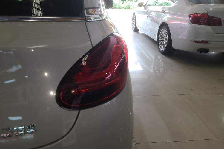 Used Wuling Bingo 2024 333 km Enjoyment Version
