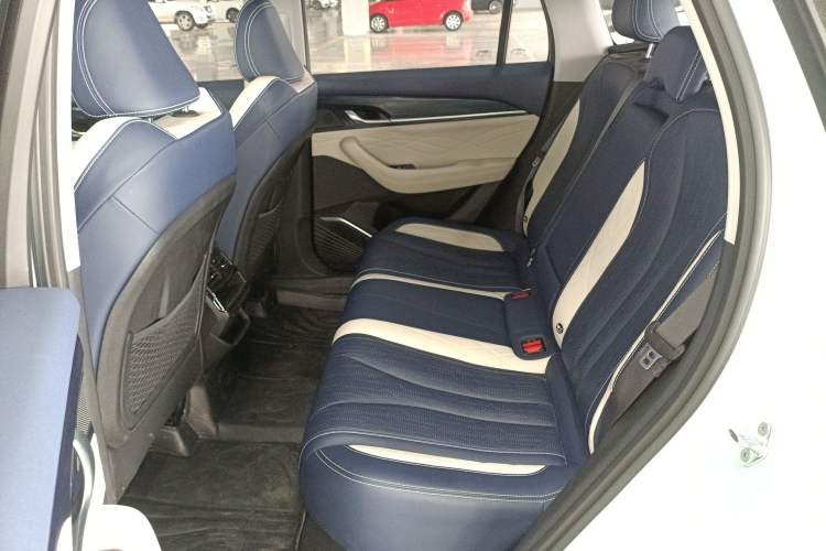 TDK.VehicleDetails.img