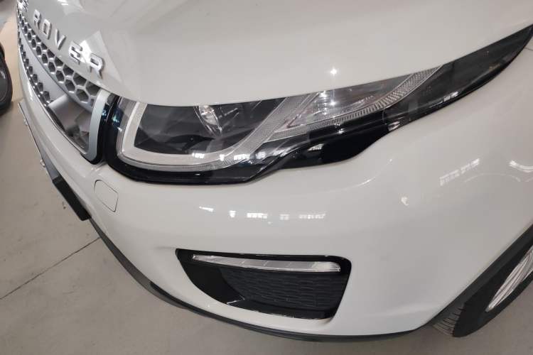 Used Land Rover Range Rover Evoque 2018 240 PS SE Smart Brilliance Edition
