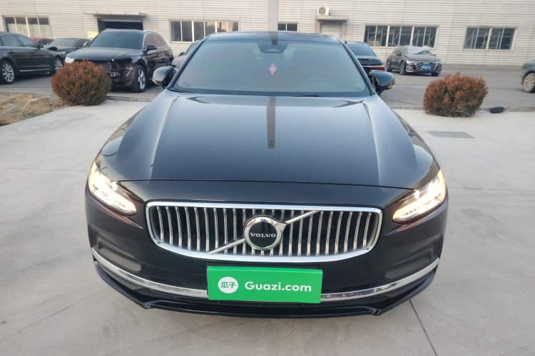 Used Volvo S90 2023 B5 Zhiyuan Luxury Edition
