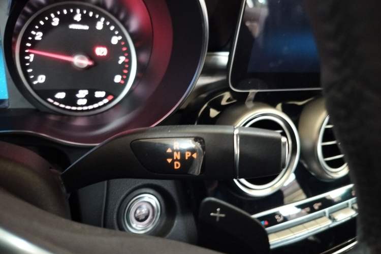 Used Mercedes-Benz GLC 2020 GLC 260 L 4MATIC Dynamic Model