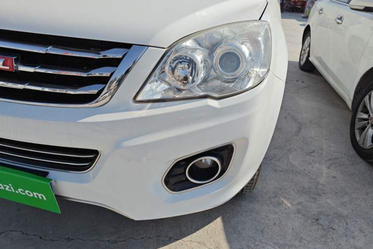 Used Haval H6 2015 Upgraded Model 1.5T Manual Two-Wheel Drive Urban Version
