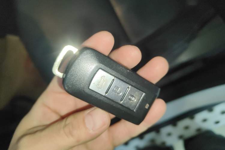 Used Mitsubishi Outlander 2018 2.4L 4x4 Elite Edition 5 Seats