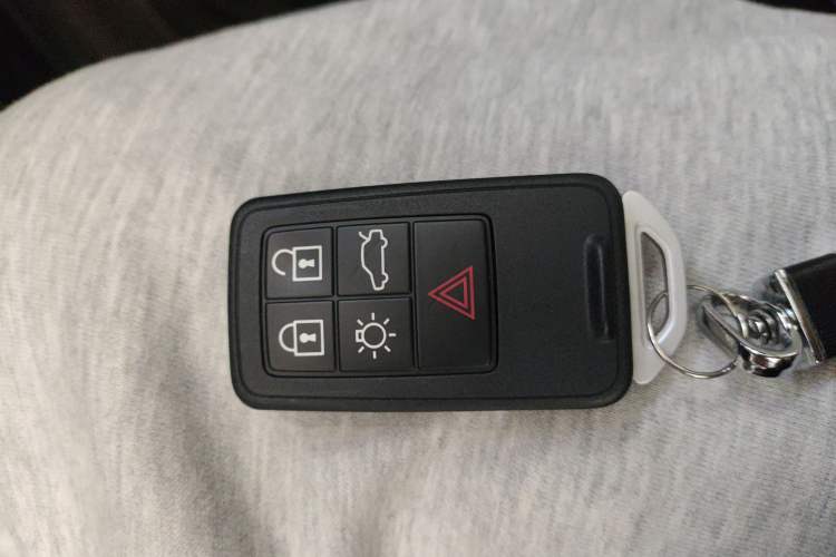 Used Volvo XC60 2014 T5 Zhiyi Edition
