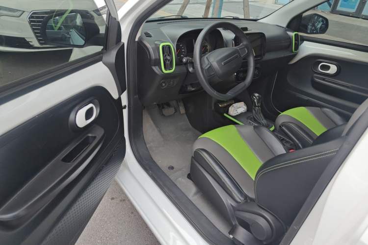 Used Roewe Clever 2021 302km All-Round Version
