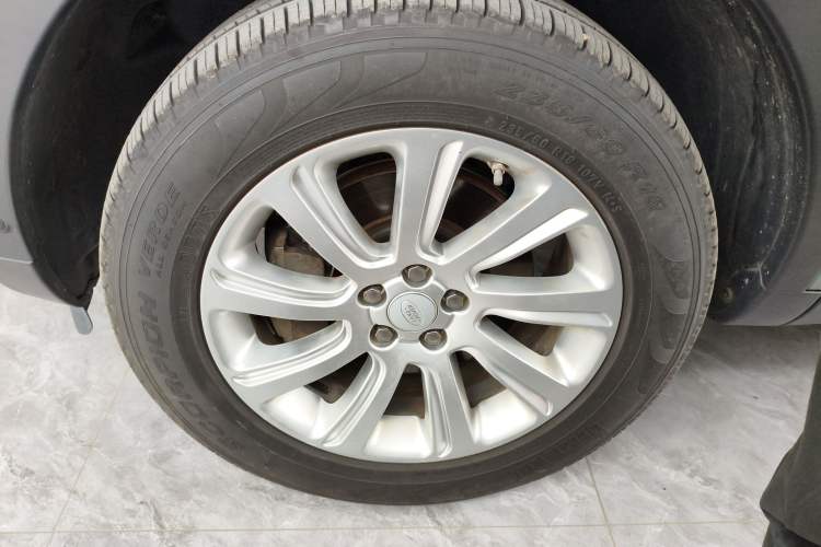 Used Land Rover Discovery Sport 2018 240 PS SE Version
