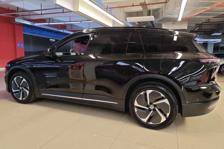 Used Nio ES6 2024 75 kWh
