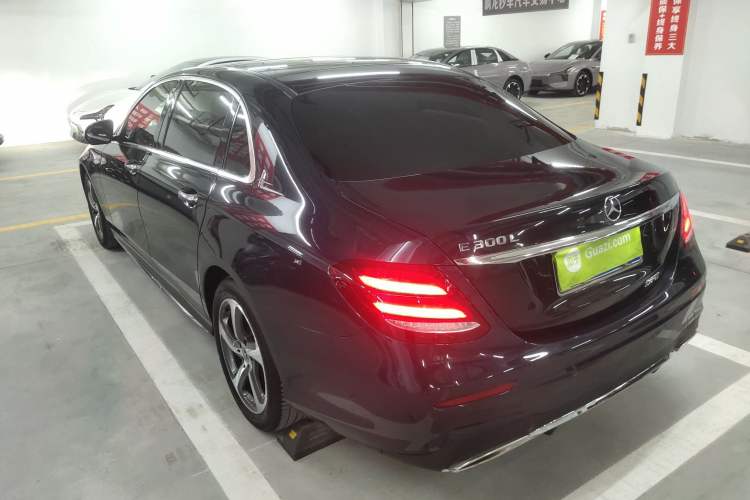 Used Mercedes-Benz E-Class 2019 E 300 L Sporty and Stylish Model
