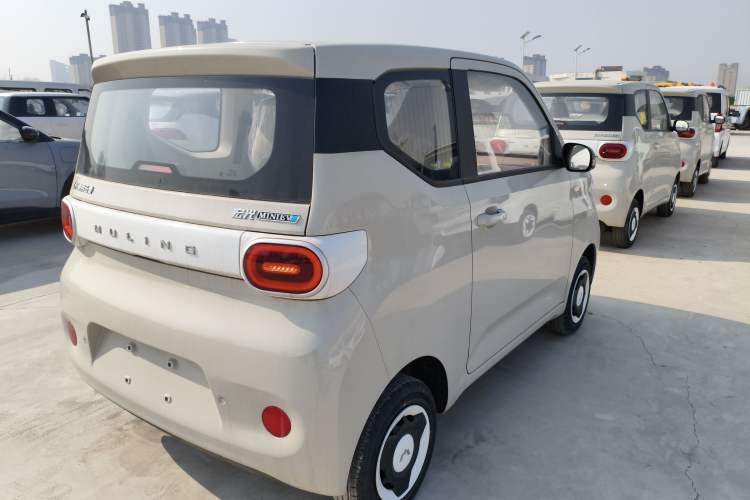 Used Wuling Hongguang MINIEV 2024 3rd Generation 215km Youth Edition