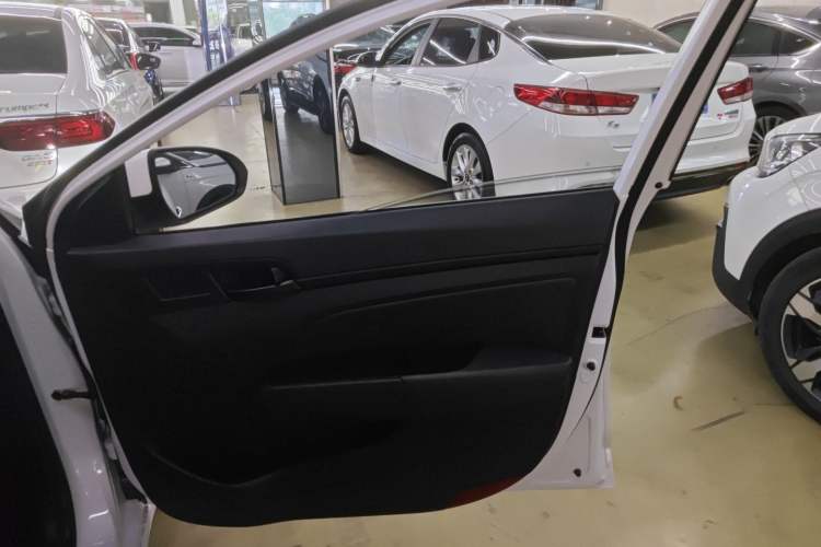 Used Hyundai Elantra 2020 1.4T Dual-Clutch Xuan Dong · Dynamic Version
