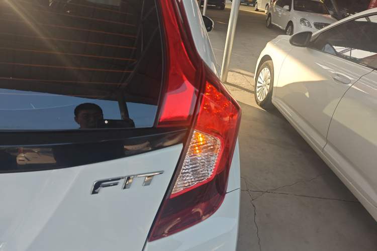 Used Honda Fit 2018 1.5L CVT Comfort Version