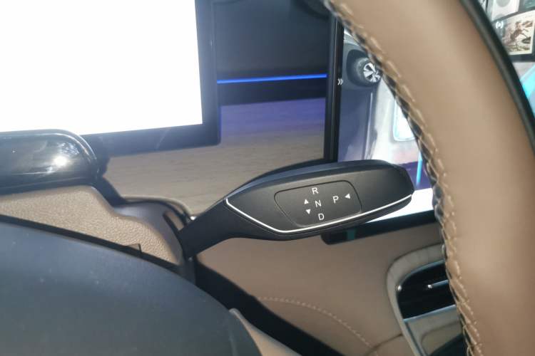 Used Chery Tiggo 8 PLUS C-DM 2025 1.5T 116 km Prestige Version 5 Seats
