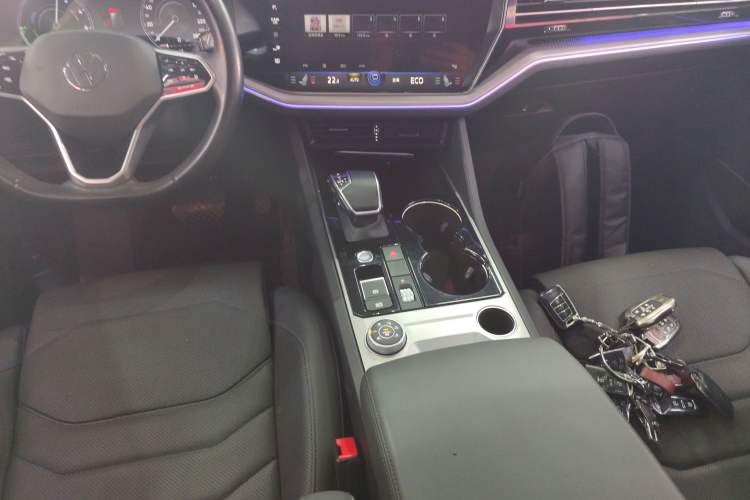 Used Volkswagen Touareg New Energy 2021 eHybrid
