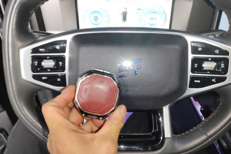 Used JETOUR Traveler 2023 2.0T All-Wheel Drive CrossPRO+
