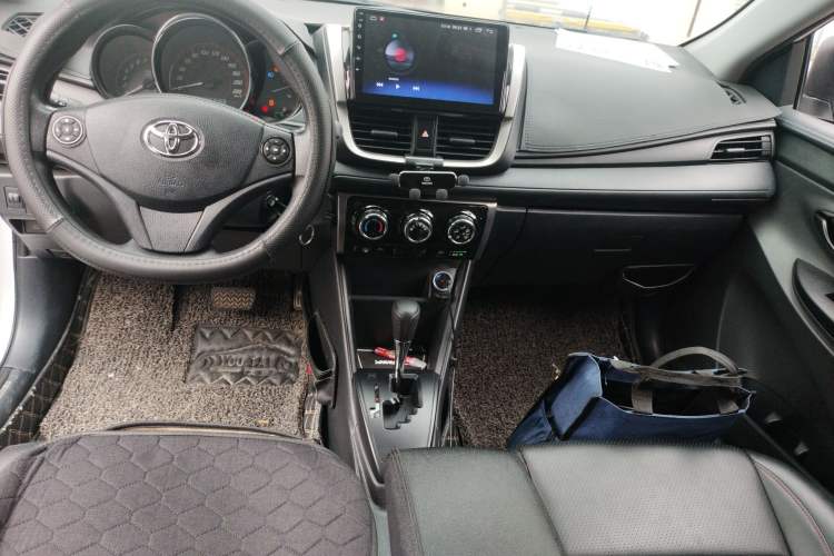 Used Toyota YARiS L 2020 1.5L CVT Leading Edition
