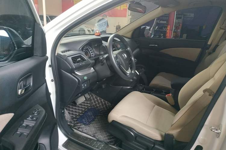 Used Honda CR-V 2016 2.0L two-wheel drive Urban Edition
