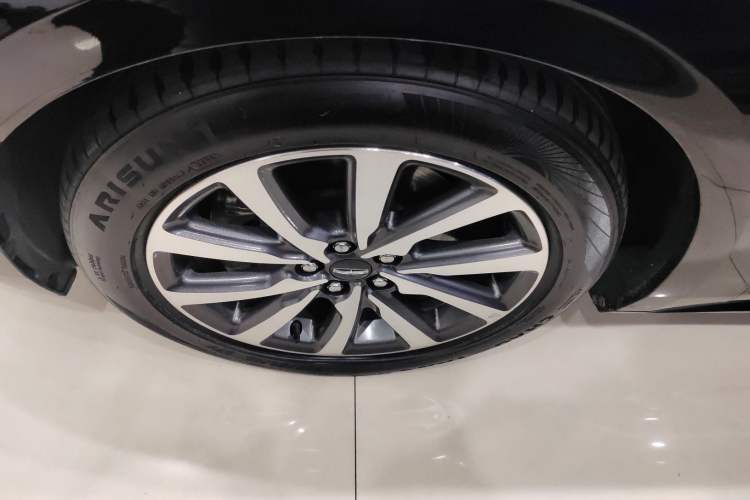 Used Lincoln Continental 2017 2.0T Two-Wheel Drive Deluxe Edition
