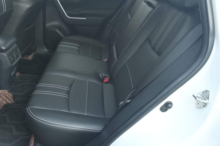 Used Toyota RAV4 2021 2.0L CVT Two-Wheel Drive Fashion Edition
