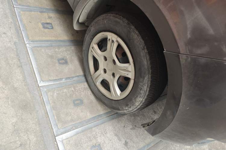 Used Dongfeng Fengon 330 2014 1.5L Manual Utility Version DK15