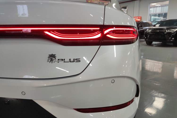 Used BYD Qin PLUS 2025 DM-i Smart Drive 55KM Leading Model