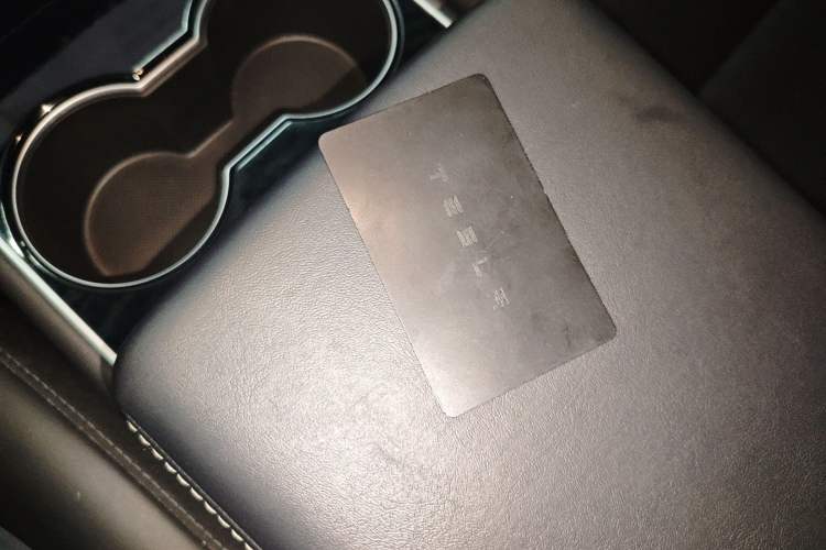 Used Tesla Model 3 2019 Standard Range Rear-Drive Upgraded Version
