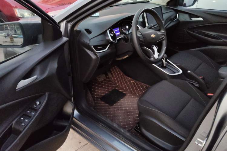 Used Chevrolet Cavalier 2020 325T Automatic Enjoyment Edition
