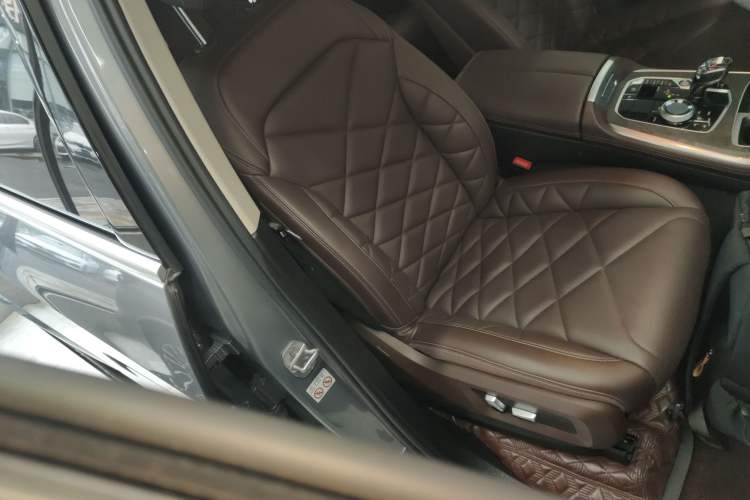 Used BMW X5 2022 Restyled xDrive 30Li M Sport Package
