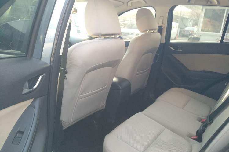 Used Mazda CX-5 2015 2.0L Manual Two-Wheel Drive Comfort Version
