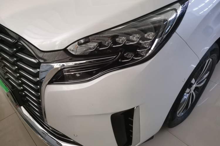 Used Buick GL8 2023 ES Lu Zun Deluxe Model
