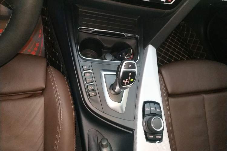 Used BMW 3 Series 2019 320i M Sport Package
