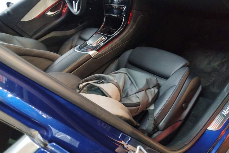 Used Mercedes-Benz GLC 2021 GLC 260 L 4MATIC Dynamic Edition
