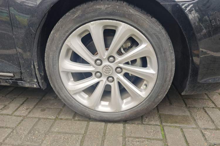 Used Buick LaCrosse 2013 3.0L SIDI V6 Smart Luxury Flagship Model
