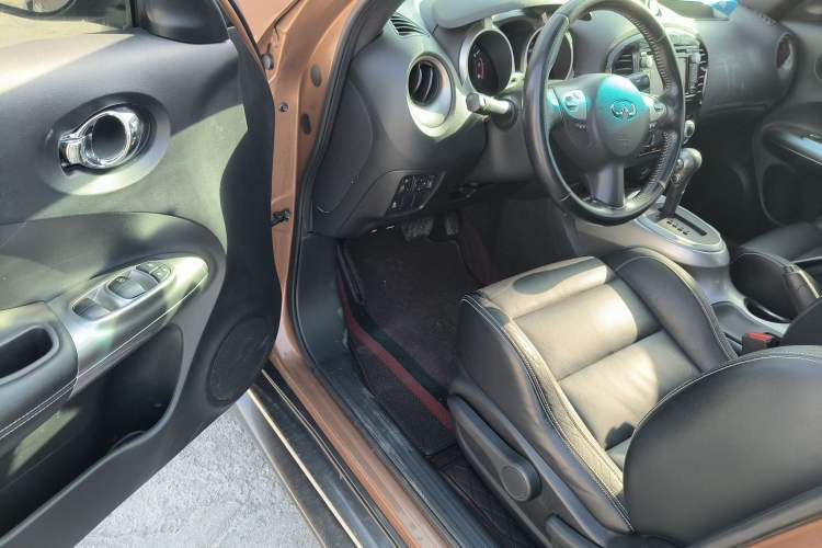 Used Infiniti ESQ 2014 1.6L Luxury Edition
