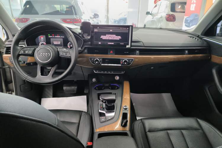 Used Audi A4L 2020 40 TFSI Luxury Prestige Edition
