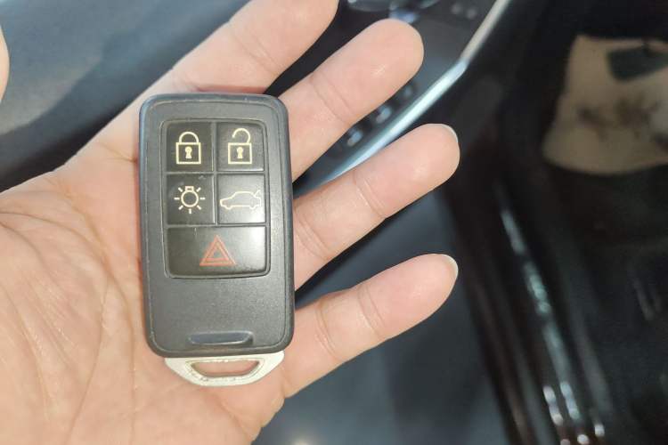 Used Volvo XC60 2016 T5 Smart Upgrade Model