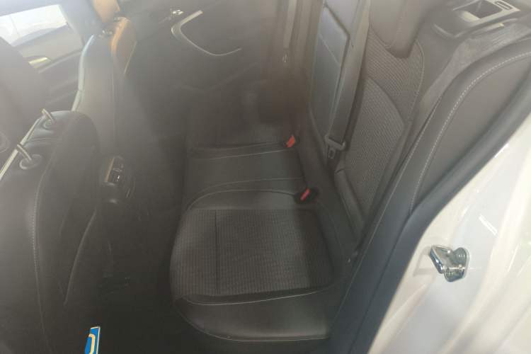 Used Buick Regal 2015 1.6T Leading Technology Model
