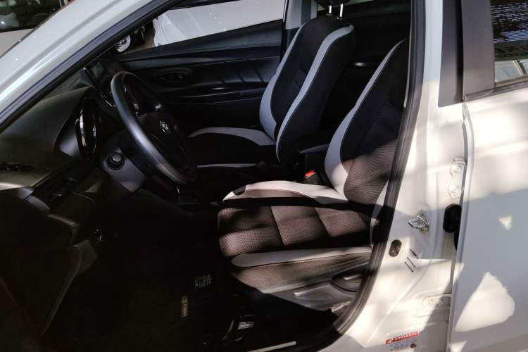 Used Toyota YARiS L 2021 1.5L CVT Leading Edition
