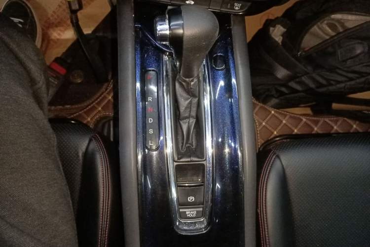 Used Honda Vezel 2017 1.5L CVT 2WD Comfort Model
