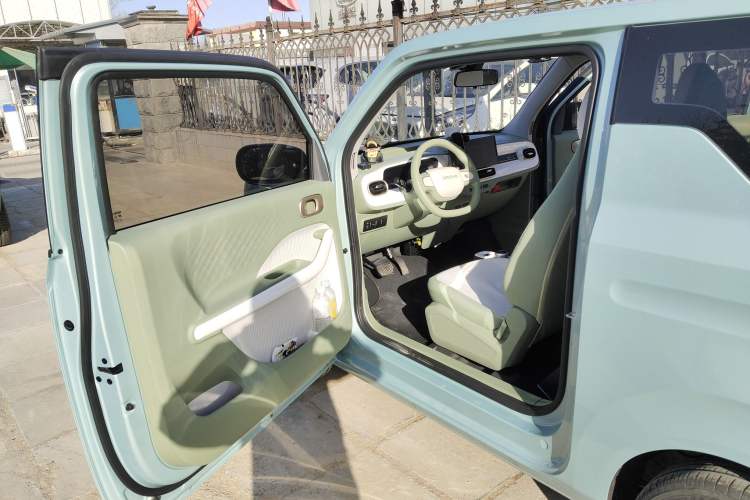 Used Geely Galaxy Panda 2025 210 km – Yuanqi Bear