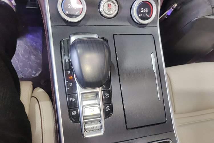 Used Hongqi H9 2022 2.0T Smart Connect Flagship Edition
