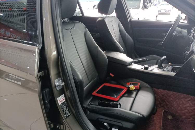 Used BMW 3 Series 2018 320i M Sport Package