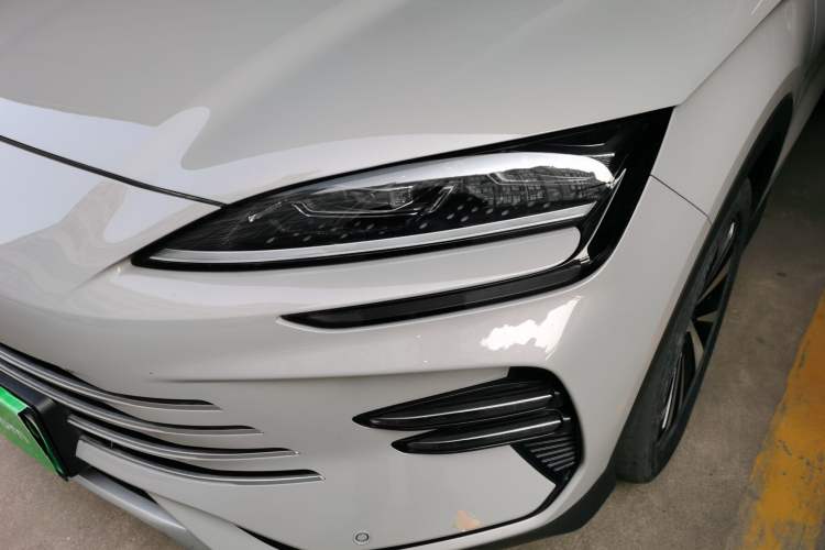 Used BYD Song PLUS New Energy 2024 HONOR Edition DM-i 110km Flagship PLUS
