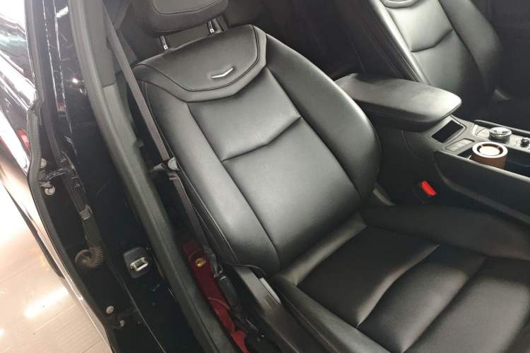 Used Cadillac XT5 2021 28T Luxury Version