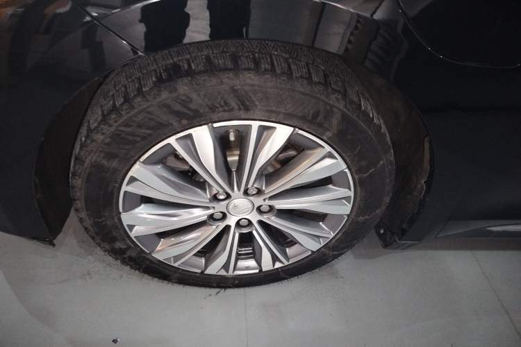 Used Hongqi E-QM5 2023 620km PLUS
