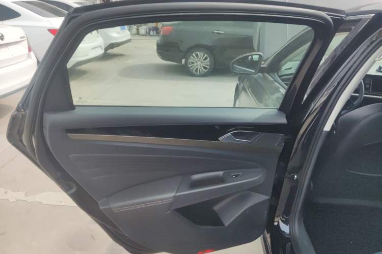 Used Volkswagen Passat 2019 280TSI Business Edition China VI