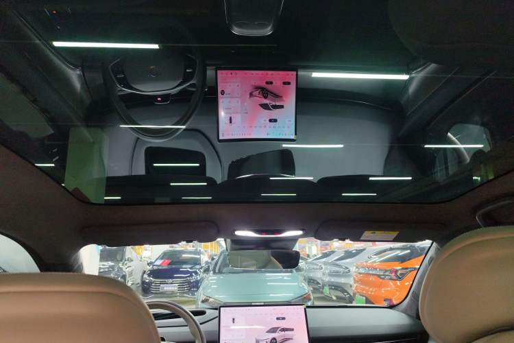 Used  A07 2024 All-Electric "True Fragrance" Edition 710 Flagship Model
