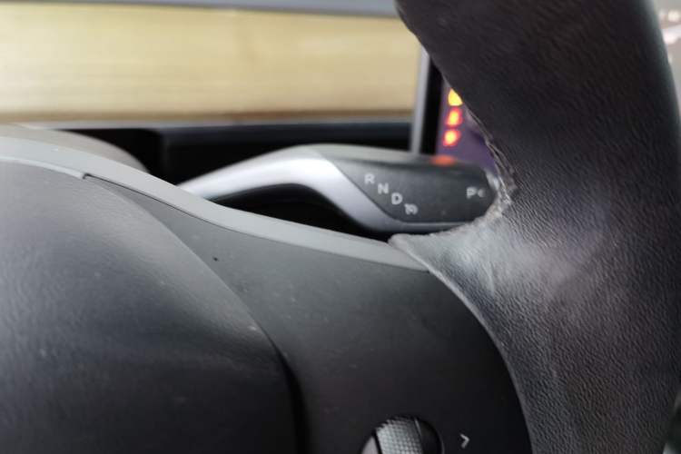 Used Tesla Model Y 2021 Standard Range Rear-Wheel Drive Version