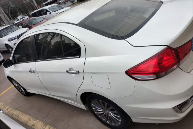 Used Suzuki Alivio 2015 1.6L Automatic Enjoyment Model
