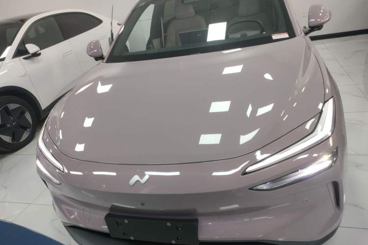 Used ONVO L60 2024 60 kWh Rear-Drive Version